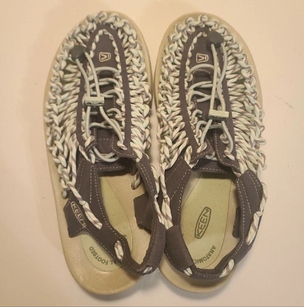 KEEN UNEEK SLICE FADE SANDAL 9W US FISHERMAN BUNGEE BRAIDED WOVEN CORD 1014630